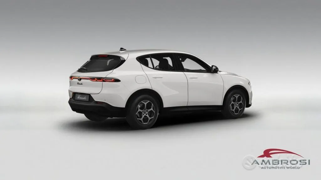 Alfa Romeo Tonale 2026 photo 3