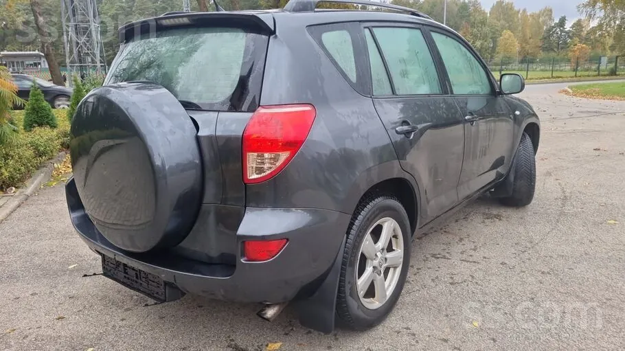 Toyota Rav4 2005 photo 3