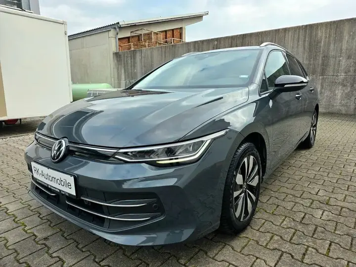 Volkswagen Golf Viii