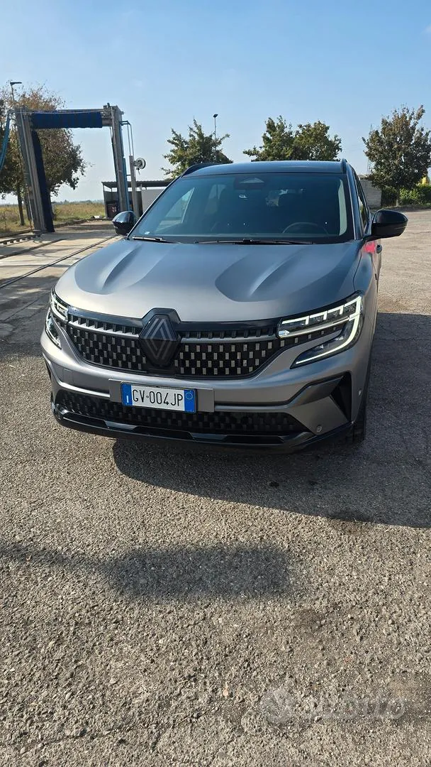 Renault Espace 2024 photo 2
