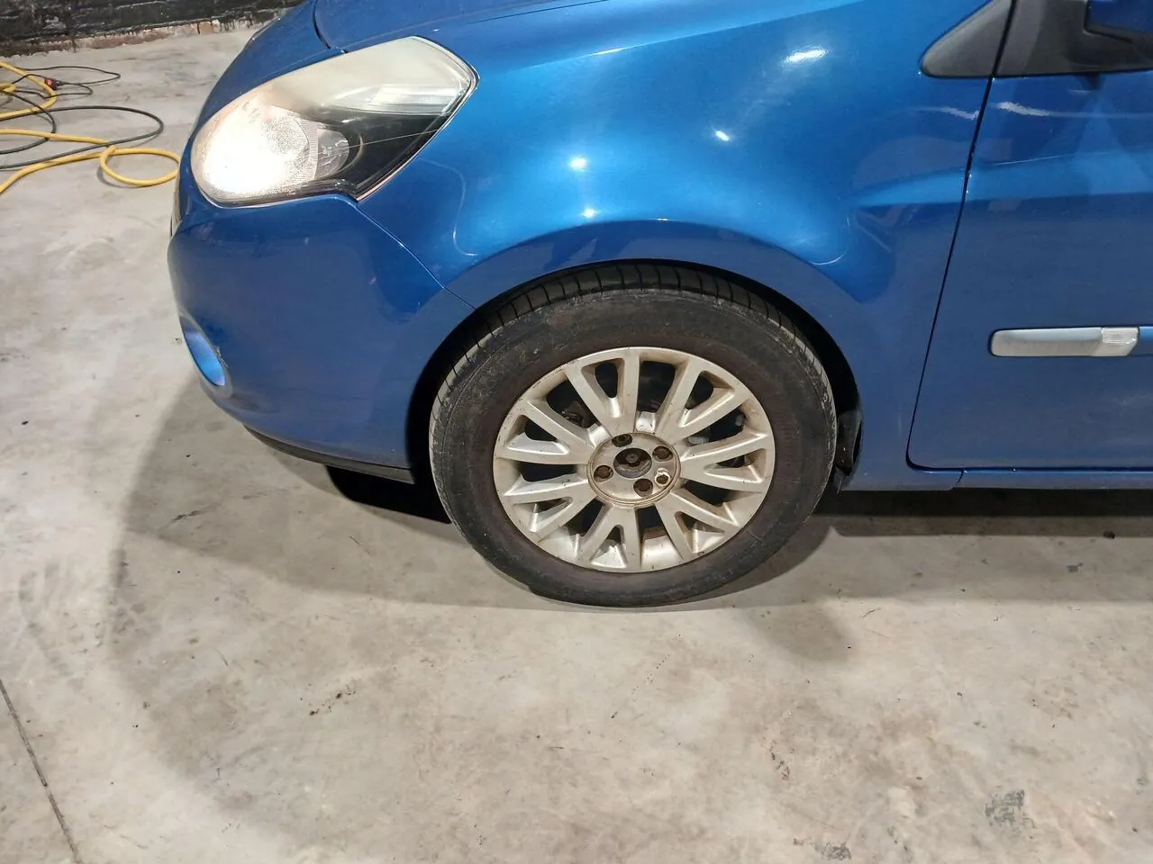 Renault Clio 2010 photo 5