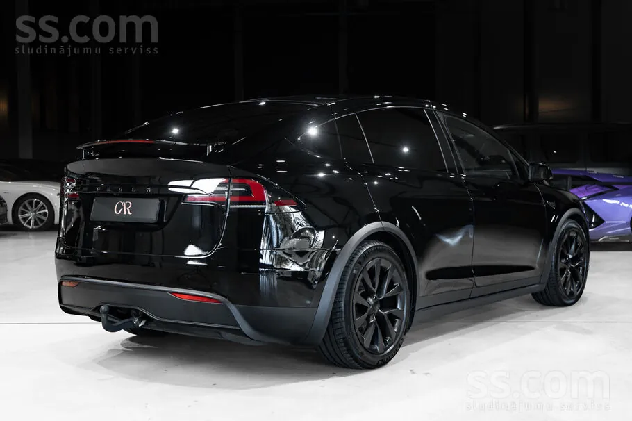 Tesla Model X 2023 photo 4