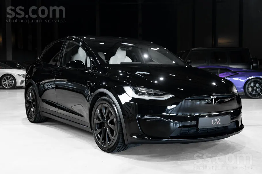 Tesla Model X 2023 photo 3