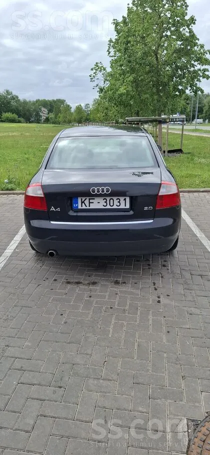 Audi A4 2001 photo 2