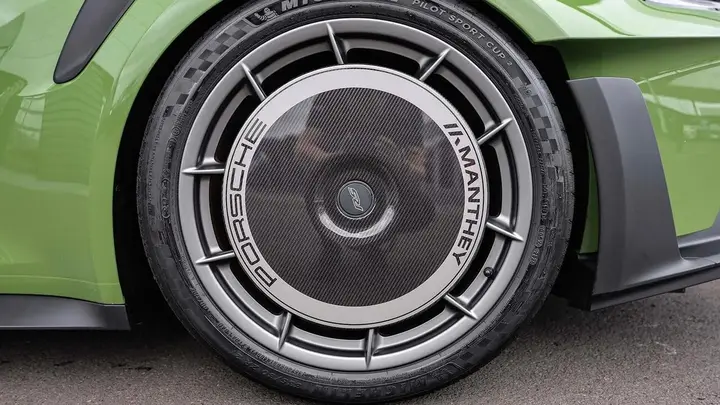 Porsche 911 2025 photo 5