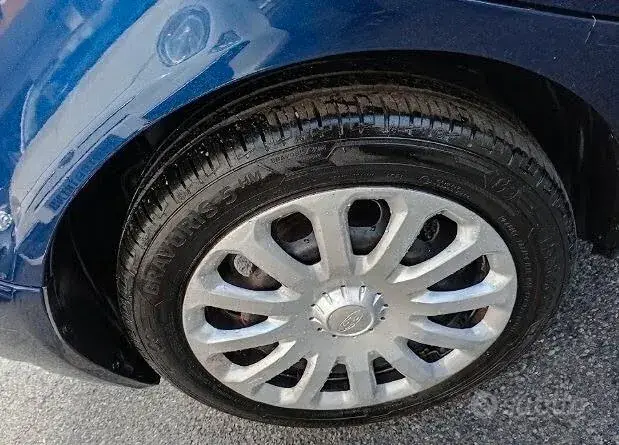Ford Fiesta 2010 photo 5