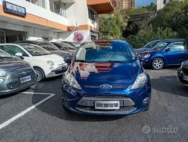 Ford Fiesta 2010 photo 2