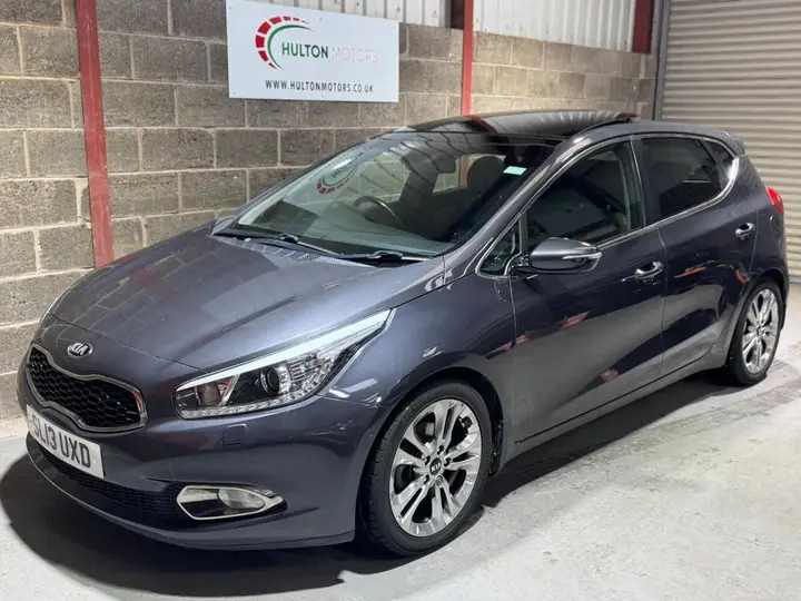 Kia Ceed 2013 photo 2