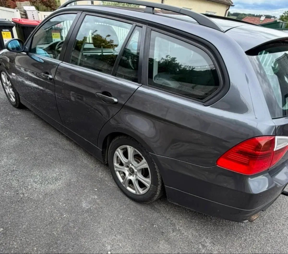 BMW 3 Series 2007 photo 2
