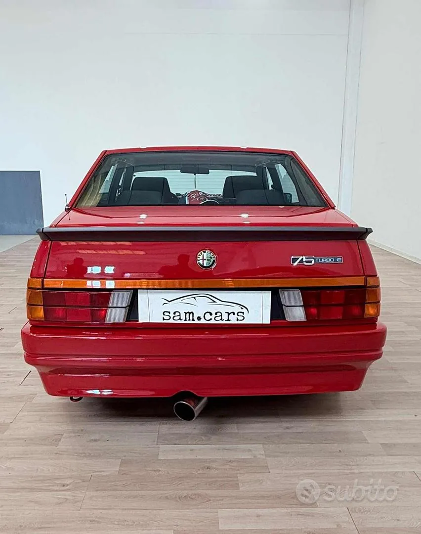Alfa Romeo 75 1989 photo 4