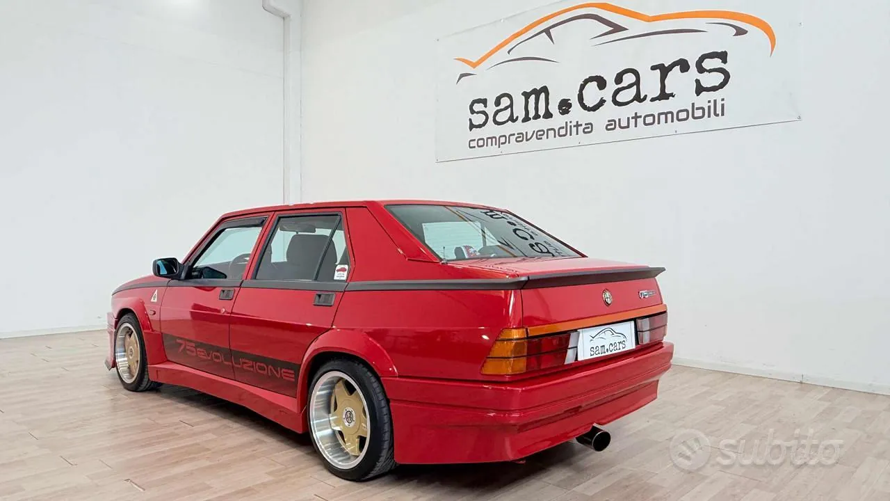 Alfa Romeo 75 1989 photo 3