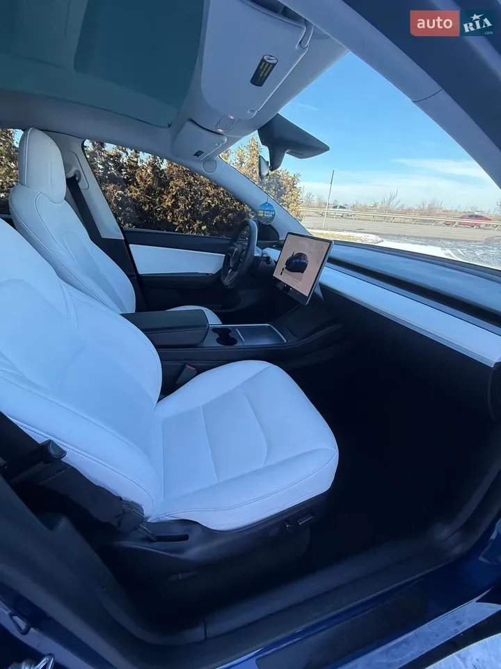 Tesla Model Y 2022 photo 3