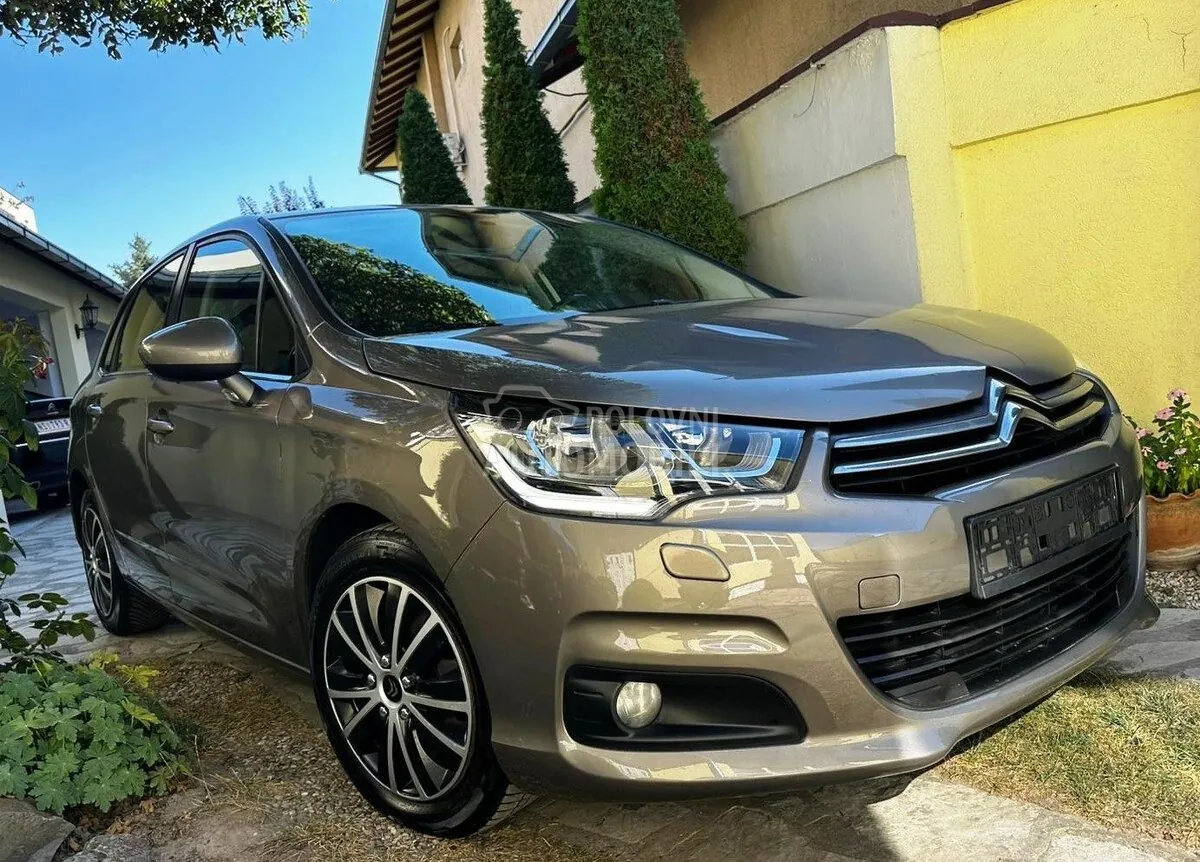 Citroen C4 2016 photo 2