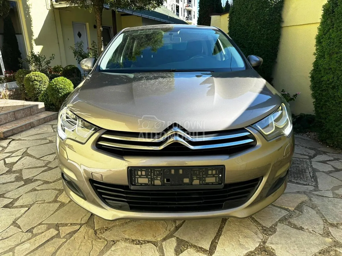 Citroen C4 2016 photo 3