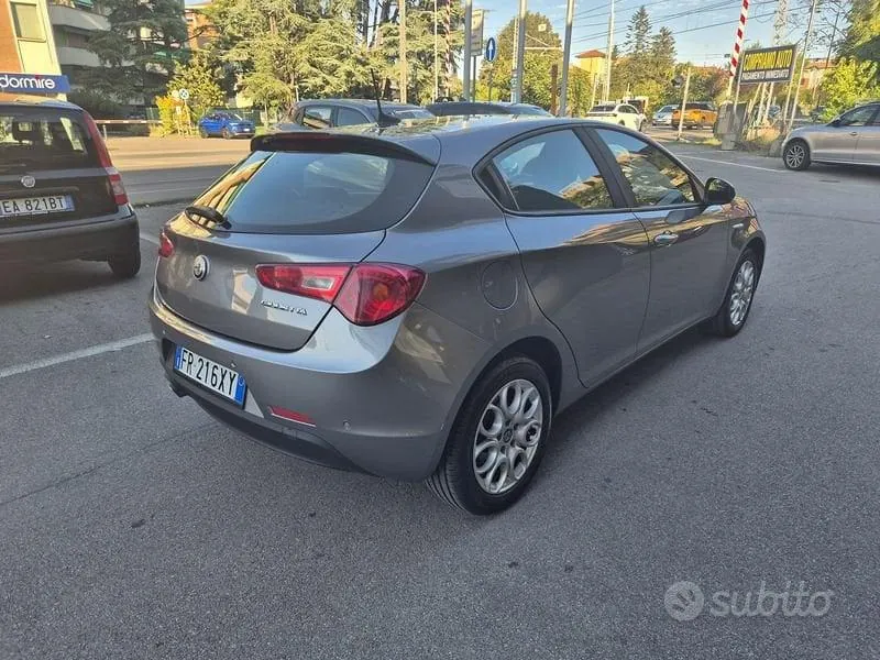 Alfa Romeo Giulietta 2018 photo 5
