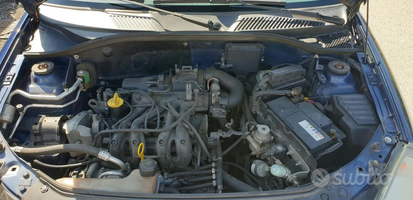 Renault Clio 2005 photo 3