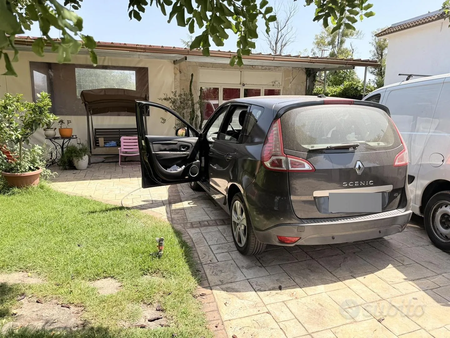 Renault Scenic 2010 photo 5
