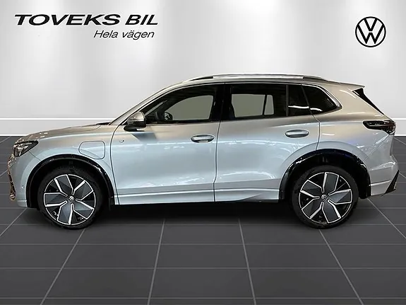 Volkswagen Tiguan 2026 photo 2
