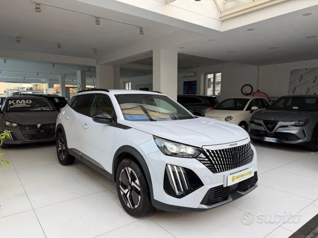 Peugeot 2008 2025 photo 5