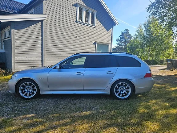BMW 523I 2005 photo 2