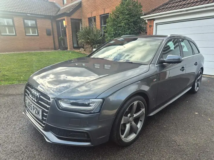 Audi A4 Avant 2015 photo 2