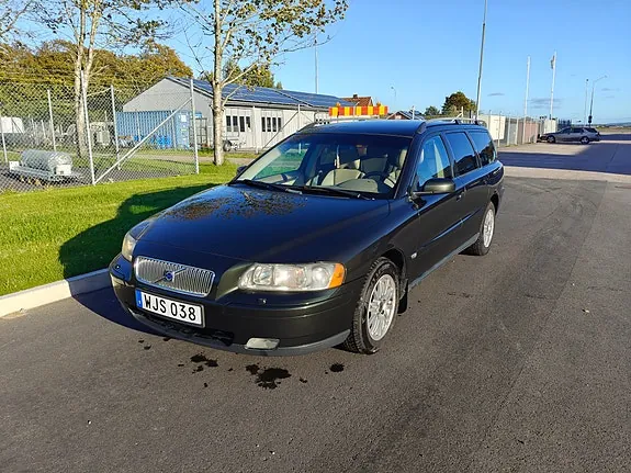 Volvo V70 2005 photo 2