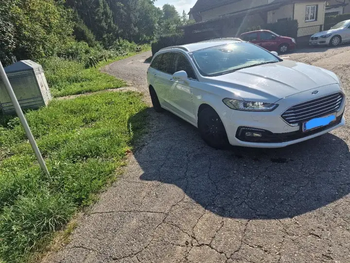 Ford Mondeo 2019 photo 2