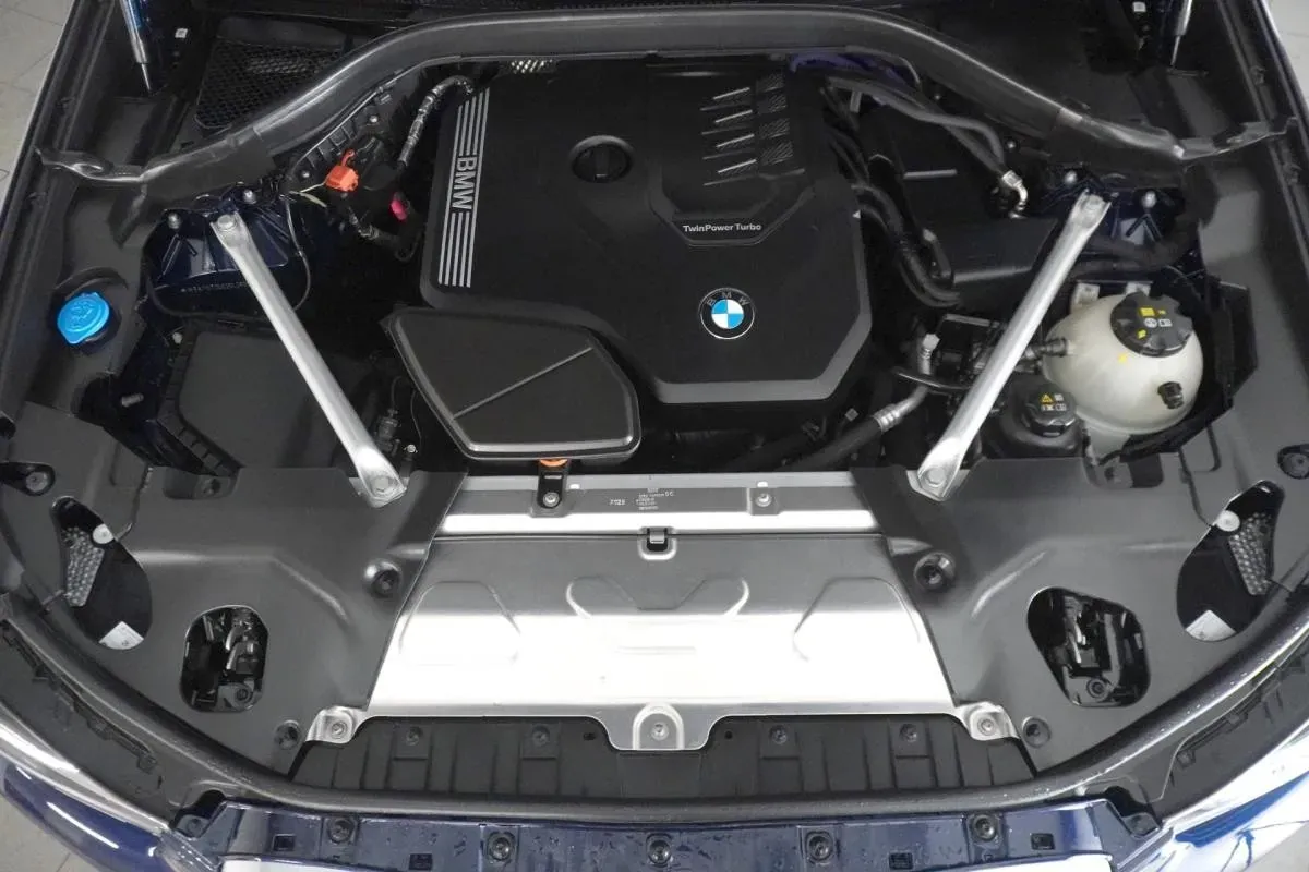 BMW X4 2023 photo 2