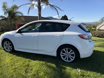 Mazda Axela 2010 photo 5