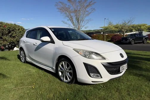Mazda Axela