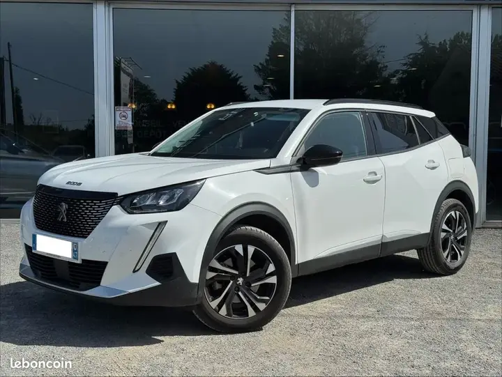Peugeot 2008 2022 photo 3