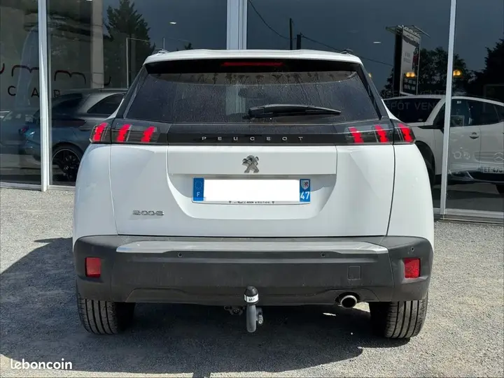 Peugeot 2008 2022 photo 4
