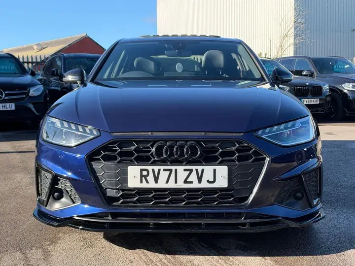 Audi A4 2021 photo 5
