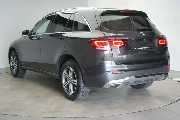 Mercedes-Benz Glc 300 E 2020 photo 5