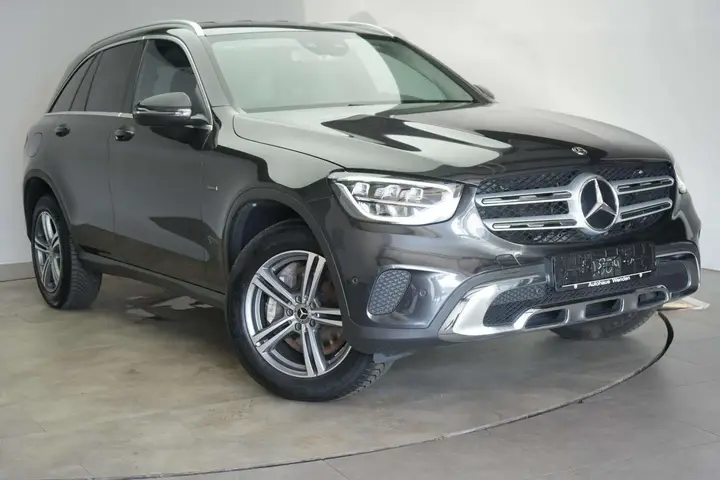 Mercedes-Benz Glc 300 E 2020 photo 2