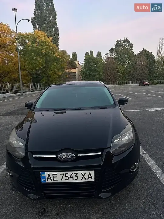 Ford Focus 2014 photo 5