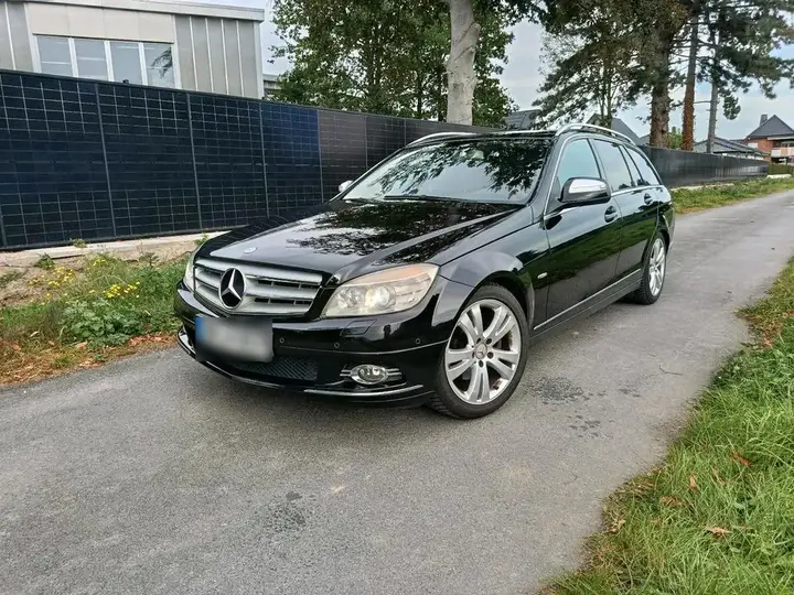 Mercedes-Benz C280