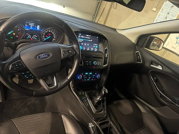 Ford Focus 2015 photo 5