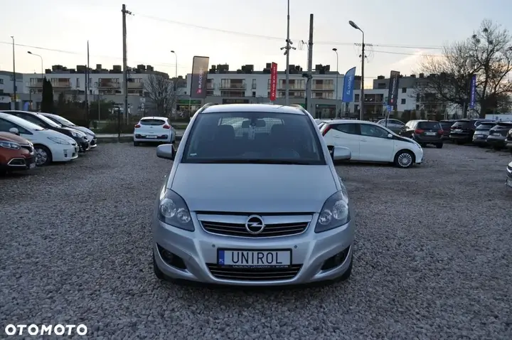 Opel Zafira 2015 photo 3