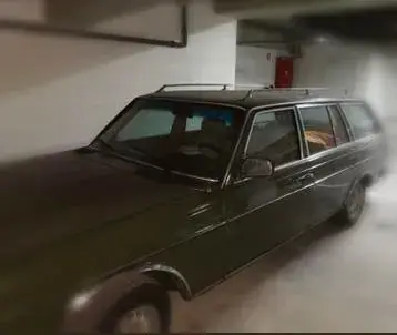 Mercedes-Benz W123