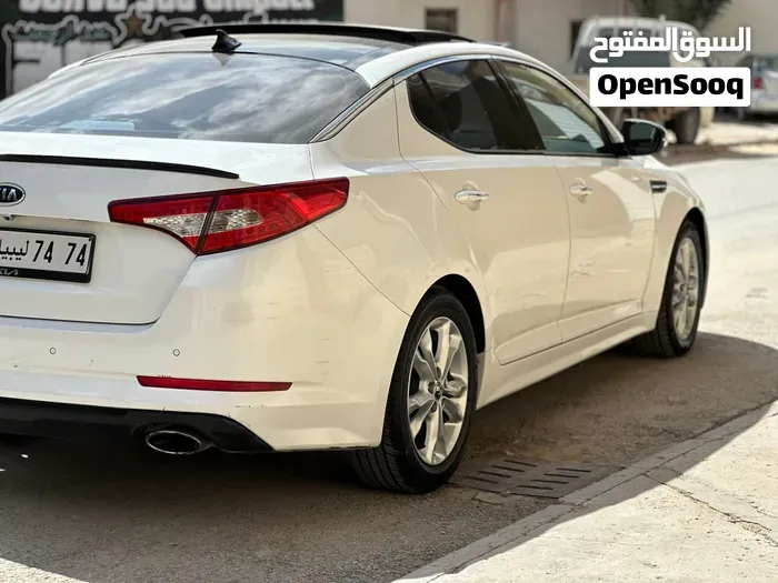 Kia K5 2012 photo 4