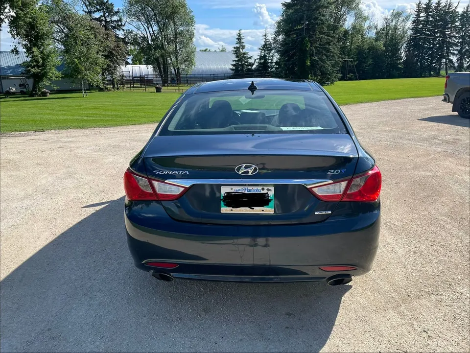 Hyundai Sonata 2013 photo 4