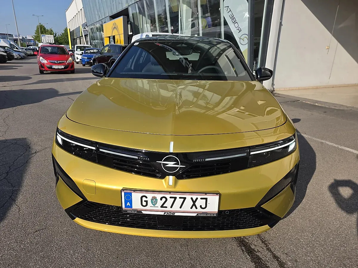 Opel Astra 2026 photo 2