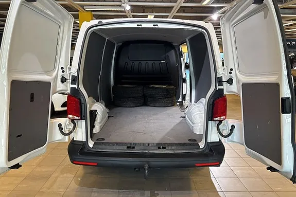 Volkswagen Transporter 2023 photo 5