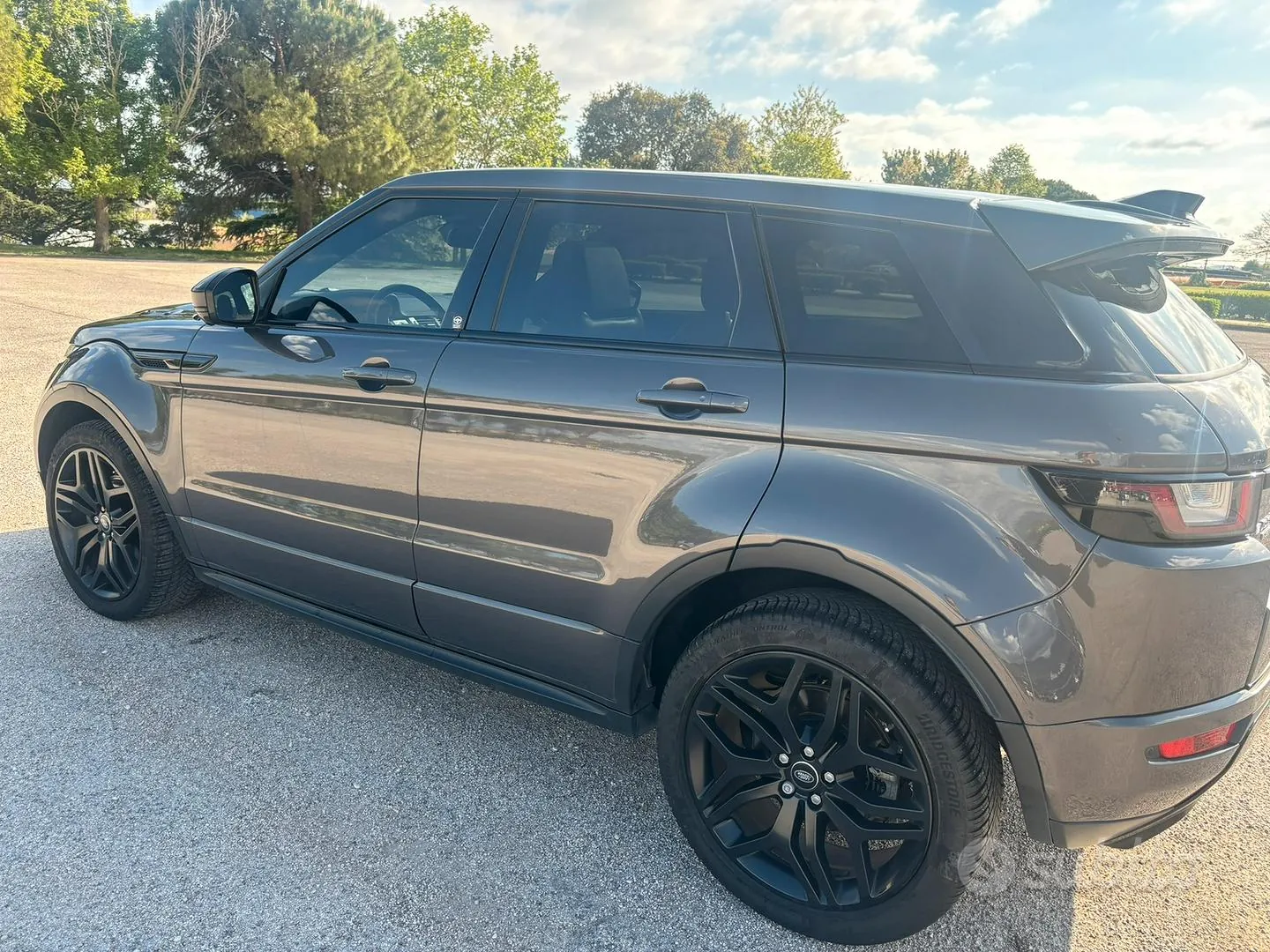 Land Rover Range Rover Evoque 2016 photo 2