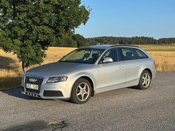 Audi A4 2009 photo 3