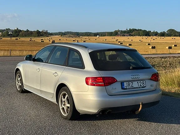 Audi A4 2009 photo 5