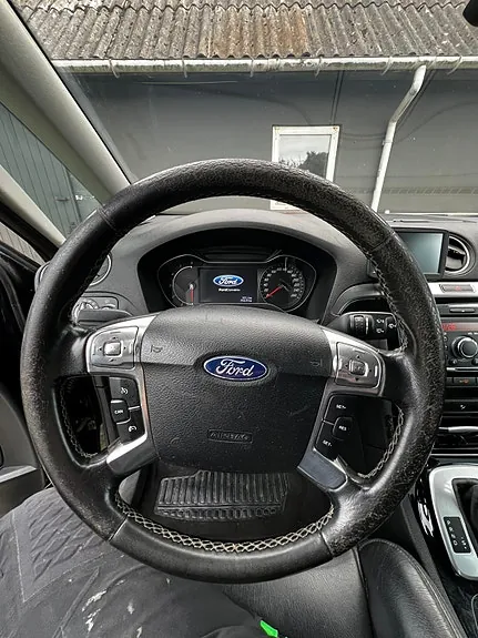 Ford S-Max 2011 photo 4
