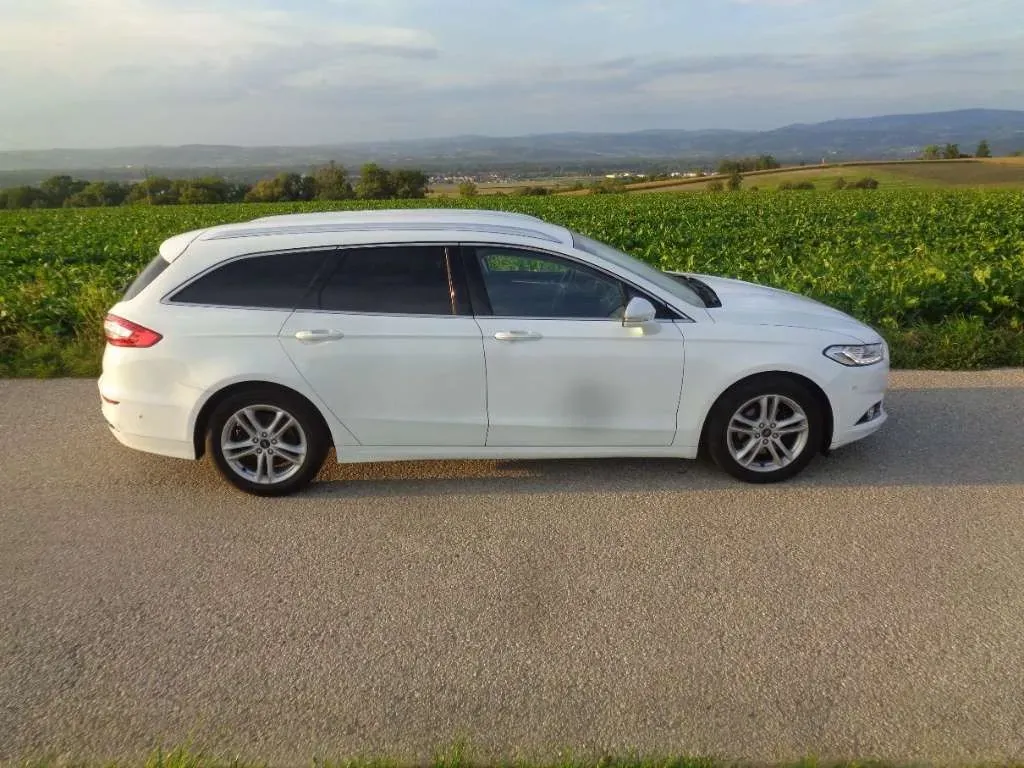 Ford Mondeo 2021 photo 2