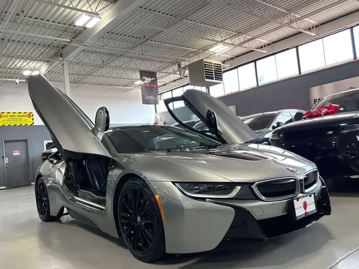 BMW I8 2019 photo 3